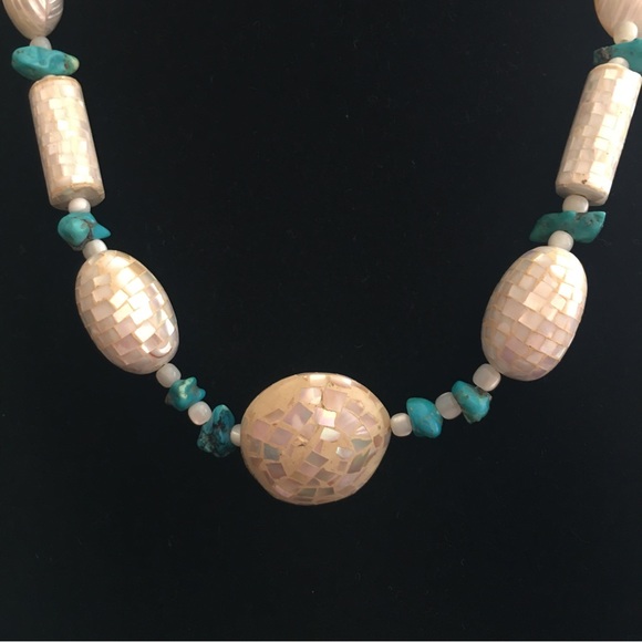 Shell & Turquoise Necklace - Picture 2 of 16
